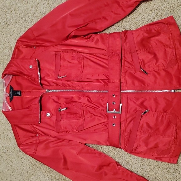 Red Jacket from Black & White House - Picture 3 of 11